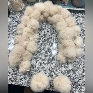 Rabbit Fur neck wrap one size New. Never worn